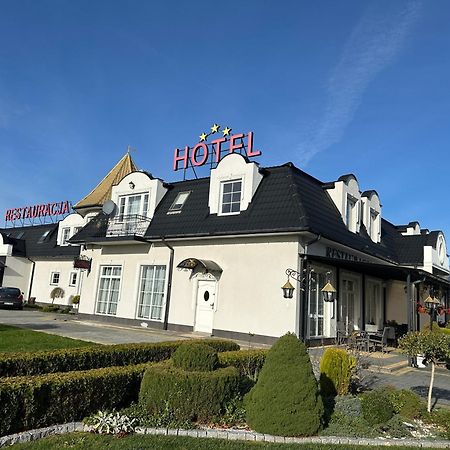 Hotel Campari Gora Motyczna Экстерьер фото